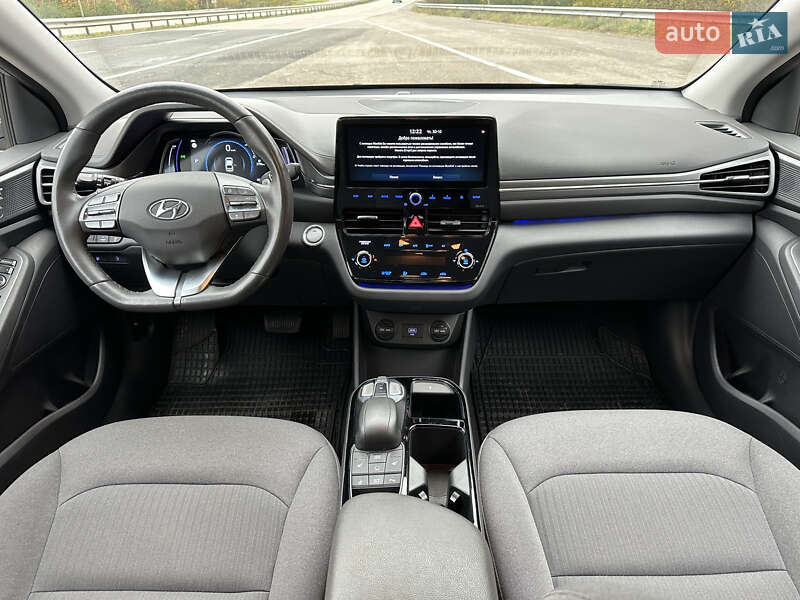Лифтбек Hyundai Ioniq 2019 в Ковеле фото 71 Лифтбек Hyundai Ioniq 2019 в Ковеле
