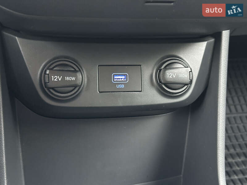 Лифтбек Hyundai Ioniq 2019 в Ковеле фото 86 Лифтбек Hyundai Ioniq 2019 в Ковеле