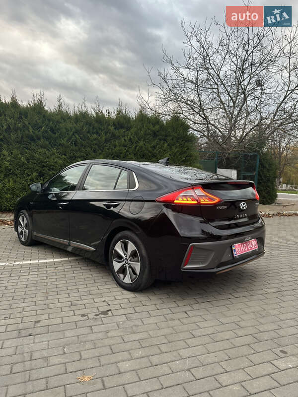 Хэтчбек Hyundai Ioniq 2017 в Луцке фото 37 Хэтчбек Hyundai Ioniq 2017 в Луцке
