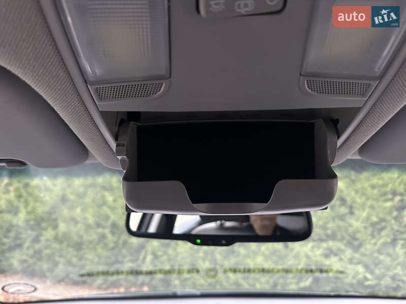 Хэтчбек Hyundai Ioniq 2017 в Луцке фото 81 Хэтчбек Hyundai Ioniq 2017 в Луцке