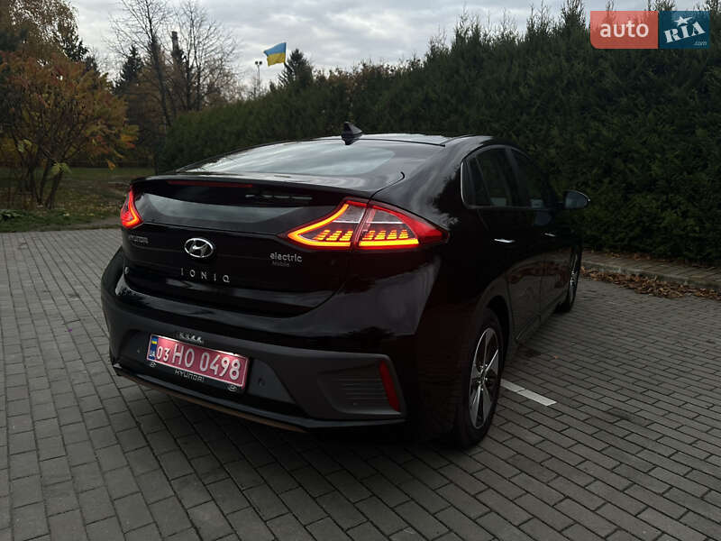 Хэтчбек Hyundai Ioniq 2017 в Луцке фото 94 Хэтчбек Hyundai Ioniq 2017 в Луцке