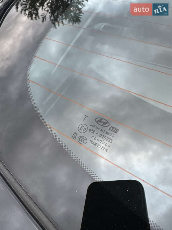 Хэтчбек Hyundai Ioniq 2017 в Луцке фото 109 Хэтчбек Hyundai Ioniq 2017 в Луцке