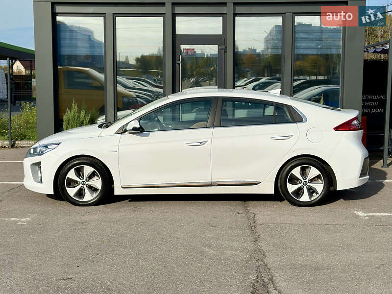 Хэтчбек Hyundai Ioniq 2017 в Кременчуге