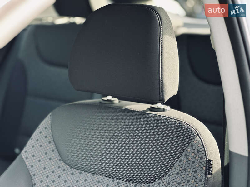 Хэтчбек Hyundai Ioniq 2017 в Кременчуге