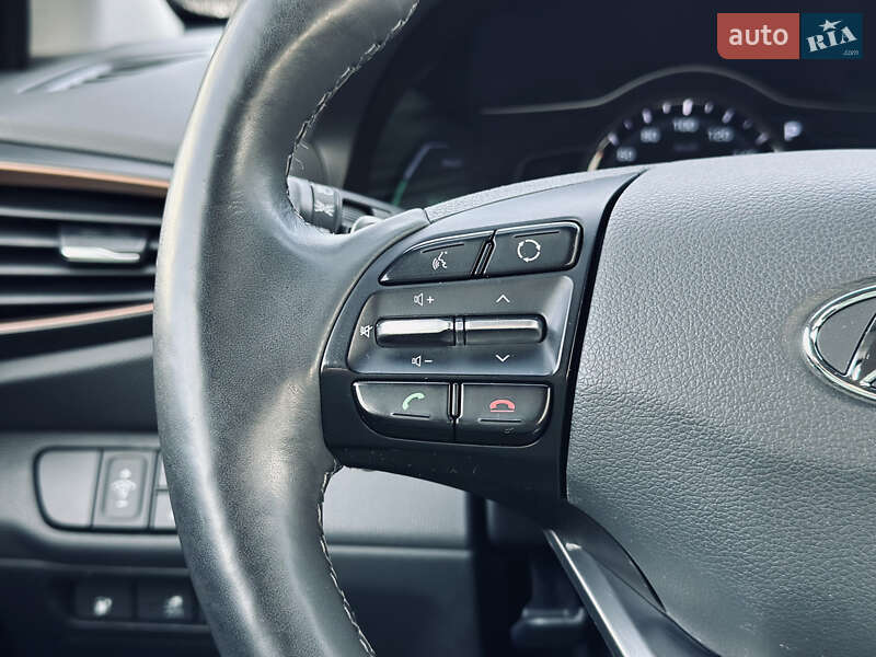 Хэтчбек Hyundai Ioniq 2017 в Кременчуге