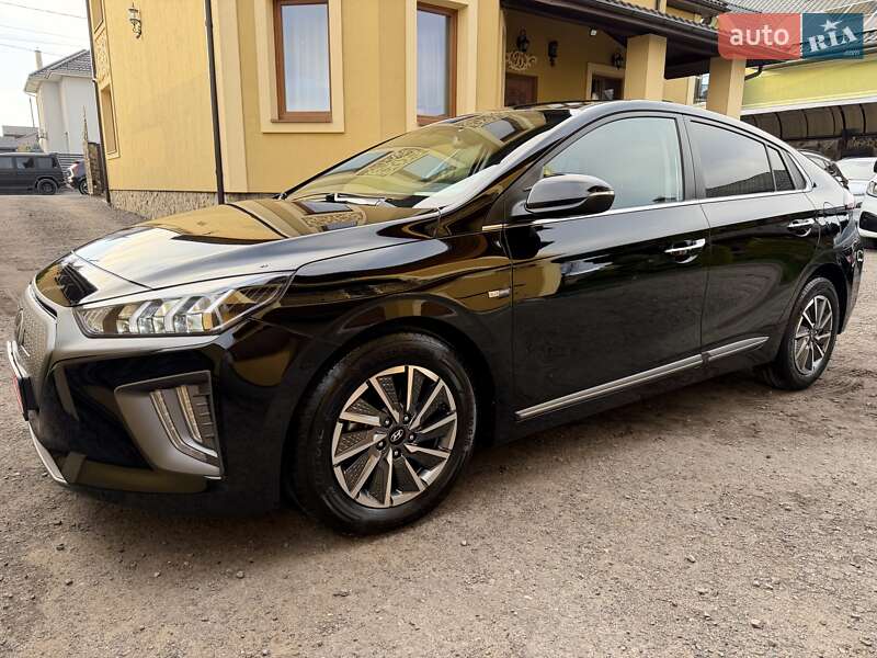 Лифтбек Hyundai Ioniq 2020 в Львове фото 3 Лифтбек Hyundai Ioniq 2020 в Львове