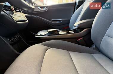 Лифтбек Hyundai Ioniq 2020 в Львове