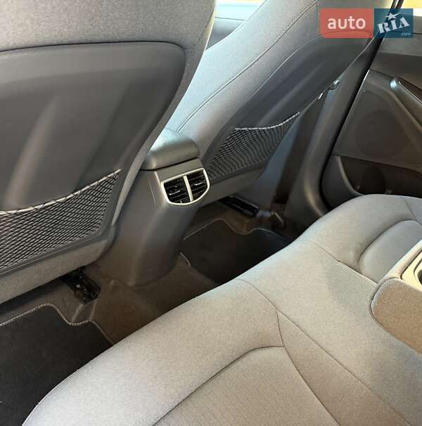 Лифтбек Hyundai Ioniq 2020 в Львове фото 65 Лифтбек Hyundai Ioniq 2020 в Львове