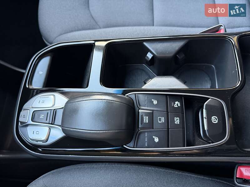 Лифтбек Hyundai Ioniq 2020 в Львове фото 101 Лифтбек Hyundai Ioniq 2020 в Львове