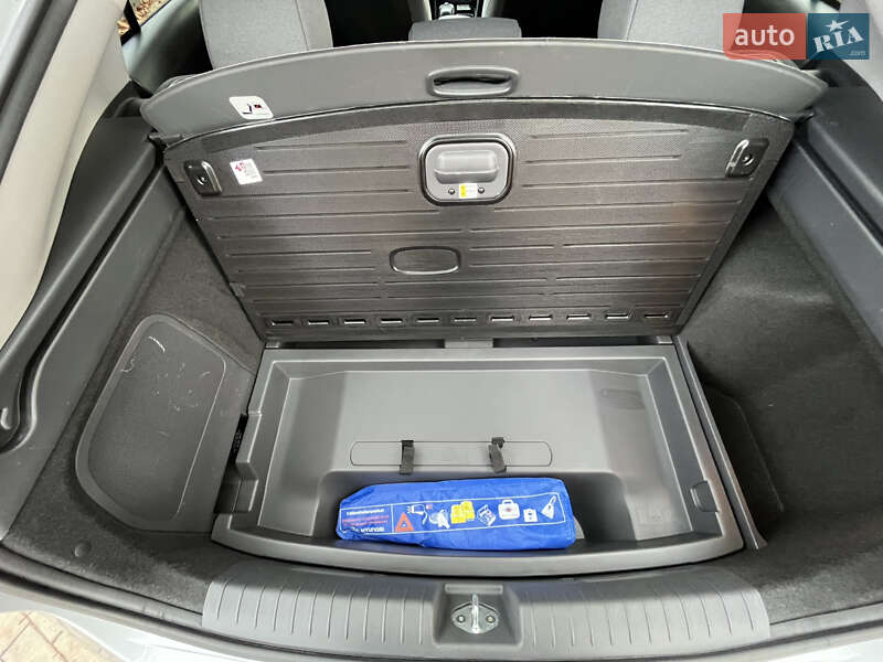 Лифтбек Hyundai Ioniq 2020 в Луцке