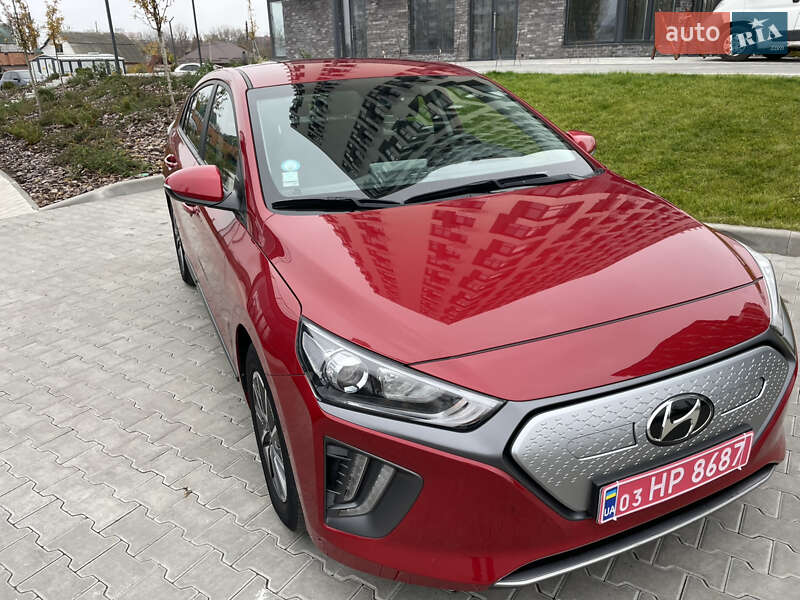 Лифтбек Hyundai Ioniq 2022 в Кропивницком фото 4 Лифтбек Hyundai Ioniq 2022 в Кропивницком