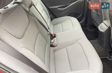 Лифтбек Hyundai Ioniq 2022 в Кропивницком