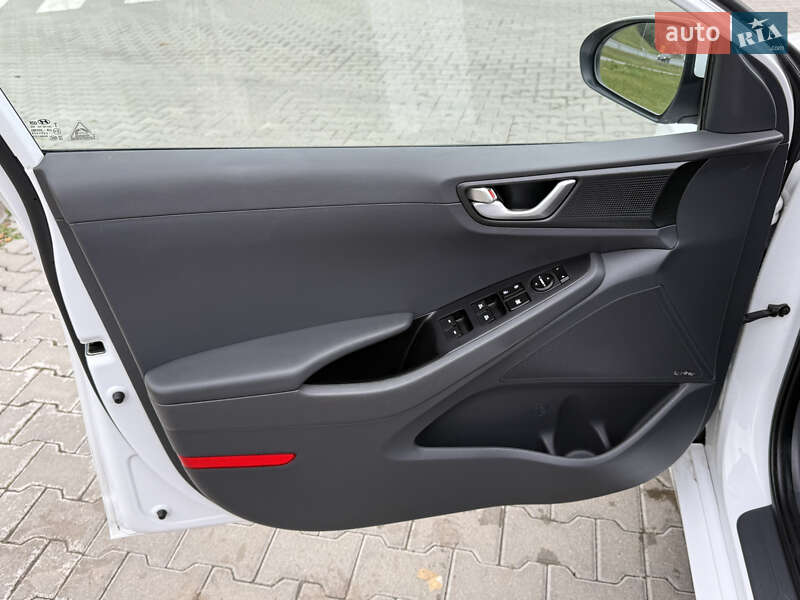 Хэтчбек Hyundai Ioniq 2019 в Тернополе фото 15 Хэтчбек Hyundai Ioniq 2019 в Тернополе