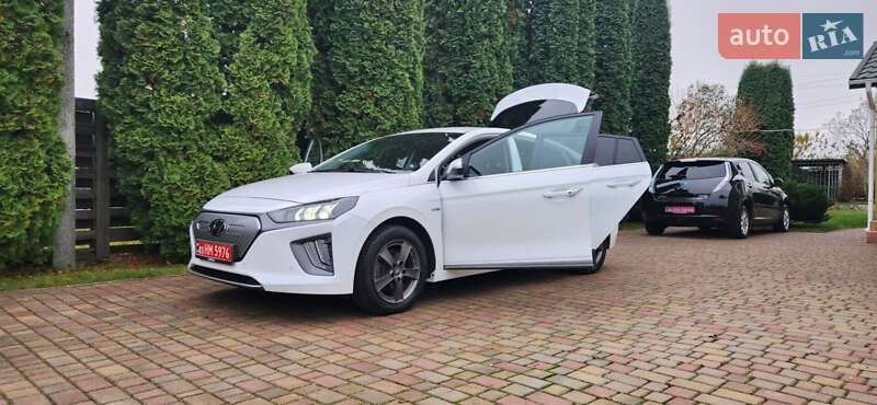 Лифтбек Hyundai Ioniq 2020 в Ровно