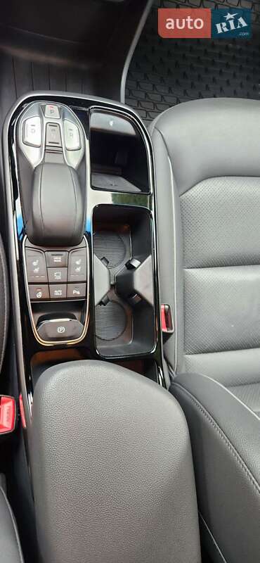 Лифтбек Hyundai Ioniq 2020 в Ровно