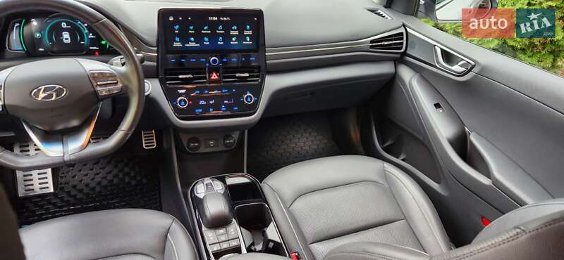 Лифтбек Hyundai Ioniq 2020 в Ровно