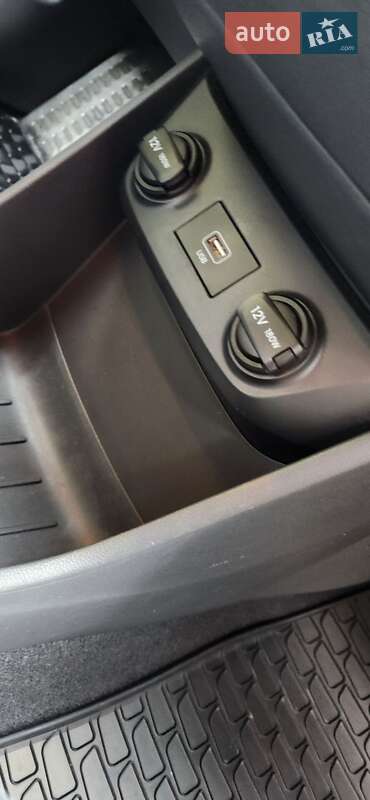 Лифтбек Hyundai Ioniq 2020 в Ровно