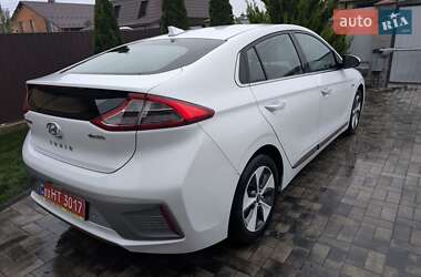 Хетчбек Hyundai Ioniq 2016 в Вінниці