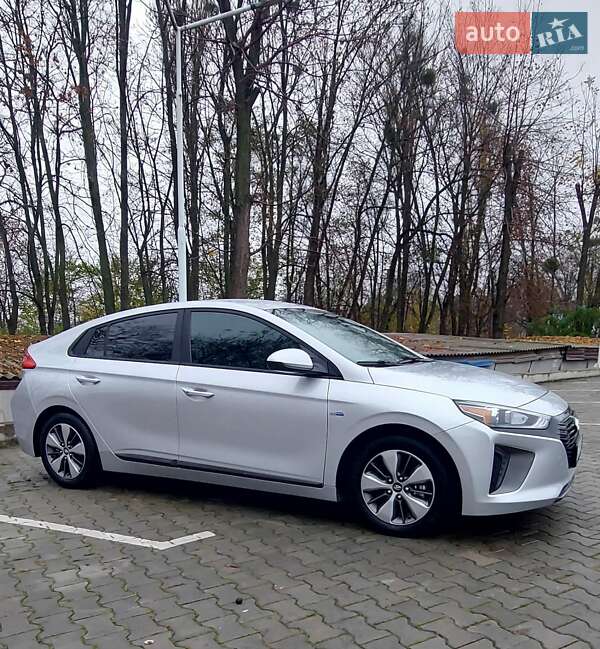 Лифтбек Hyundai Ioniq 2019 в Виннице фото 4 Лифтбек Hyundai Ioniq 2019 в Виннице