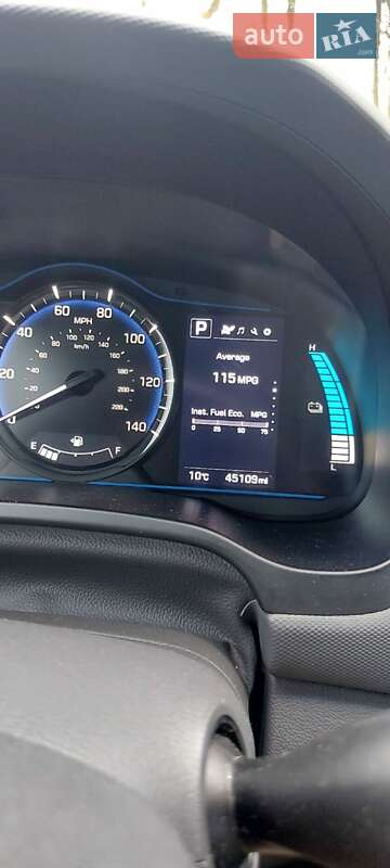 Лифтбек Hyundai Ioniq 2019 в Виннице фото 33 Лифтбек Hyundai Ioniq 2019 в Виннице