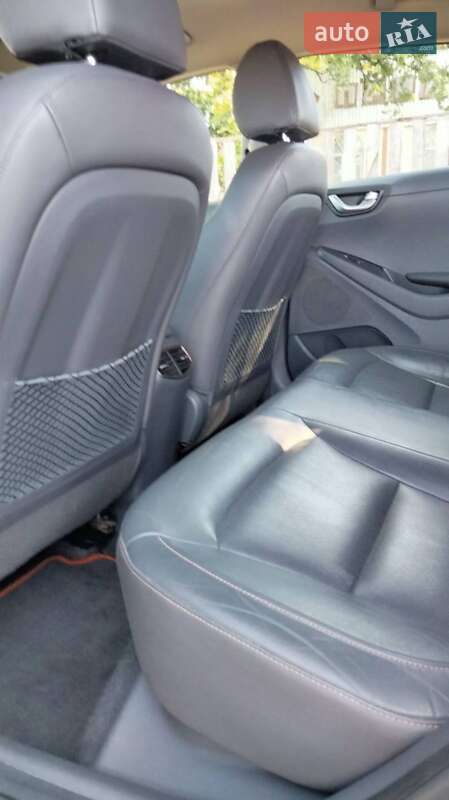 Хэтчбек Hyundai Ioniq 2019 в Маневичах фото 2 Хэтчбек Hyundai Ioniq 2019 в Маневичах