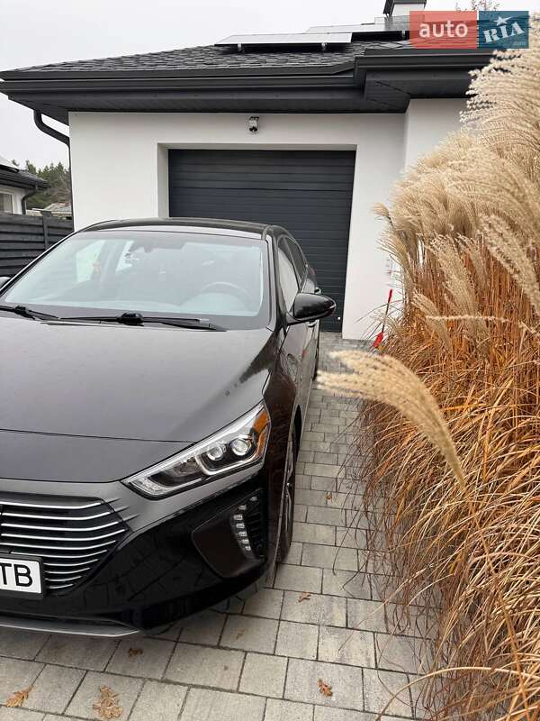 Хэтчбек Hyundai Ioniq 2018 в Киеве фото 5 Хэтчбек Hyundai Ioniq 2018 в Киеве