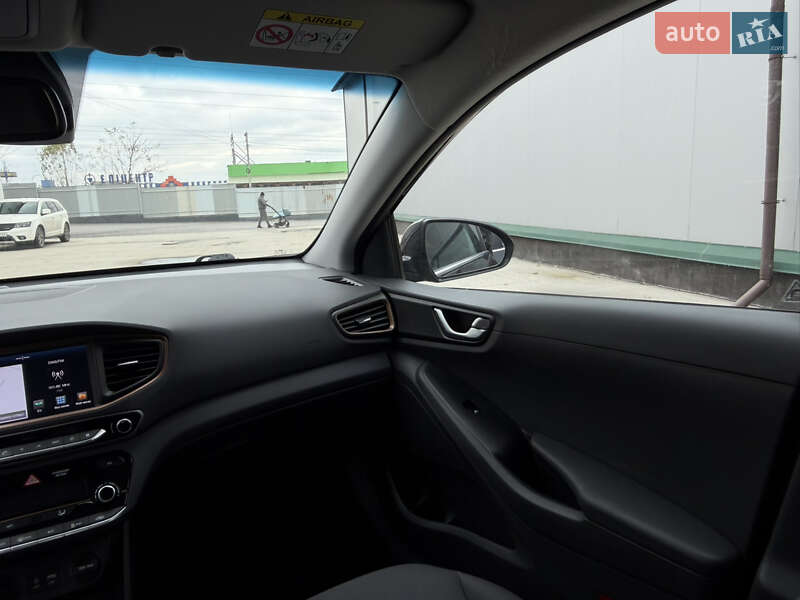 Хэтчбек Hyundai Ioniq 2018 в Виннице