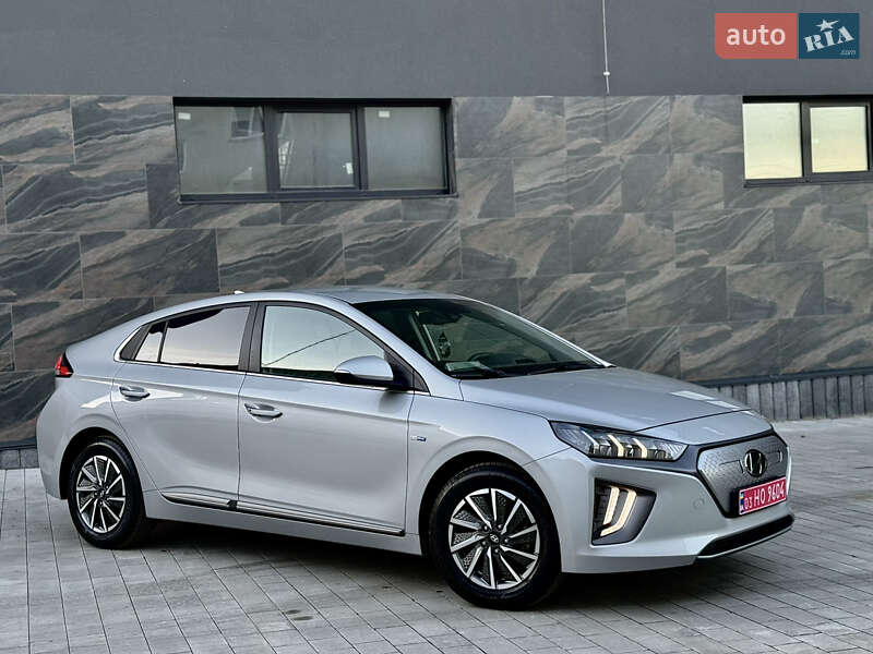Лифтбек Hyundai Ioniq 2020 в Тернополе фото 6 Лифтбек Hyundai Ioniq 2020 в Тернополе