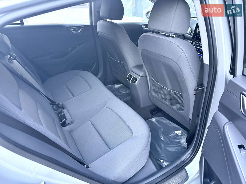 Лифтбек Hyundai Ioniq 2020 в Тернополе фото 31 Лифтбек Hyundai Ioniq 2020 в Тернополе