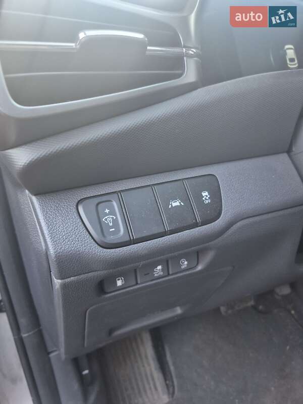 Лифтбек Hyundai Ioniq 2020 в Умани фото 14 Лифтбек Hyundai Ioniq 2020 в Умани