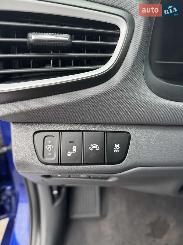 Лифтбек Hyundai Ioniq 2019 в Львове