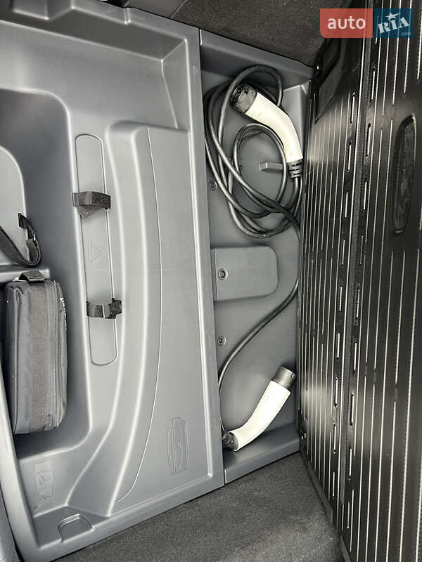 Лифтбек Hyundai Ioniq 2017 в Луцке