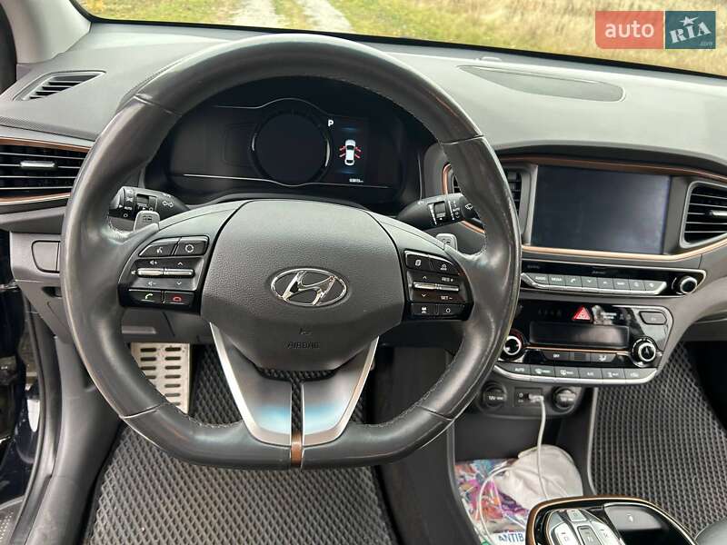Хэтчбек Hyundai Ioniq 2019 в Полтаве
