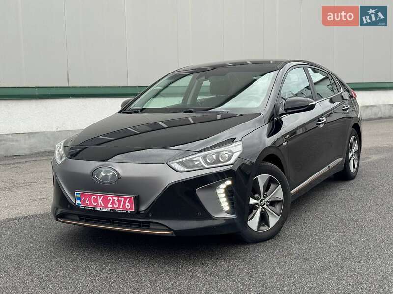 Хетчбек Hyundai Ioniq 2017 в Вінниці фото Хетчбек Hyundai Ioniq 2017 в Вінниці
