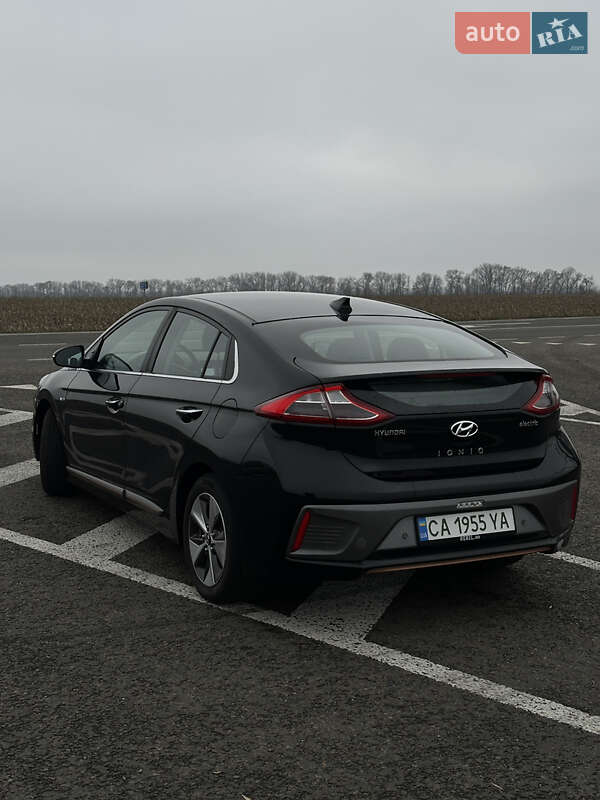 Хетчбек Hyundai Ioniq 2018 в Черкасах