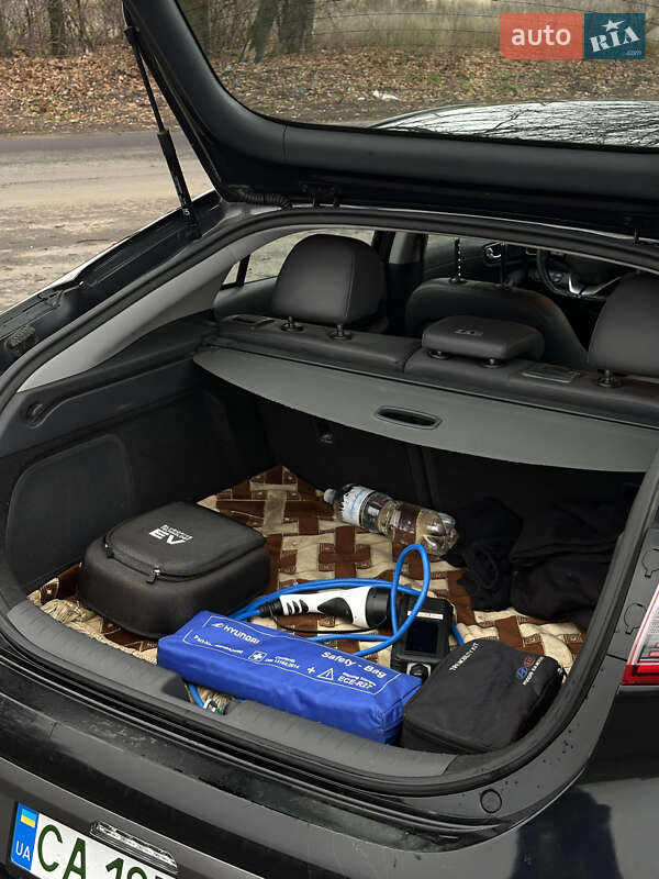 Хетчбек Hyundai Ioniq 2018 в Черкасах