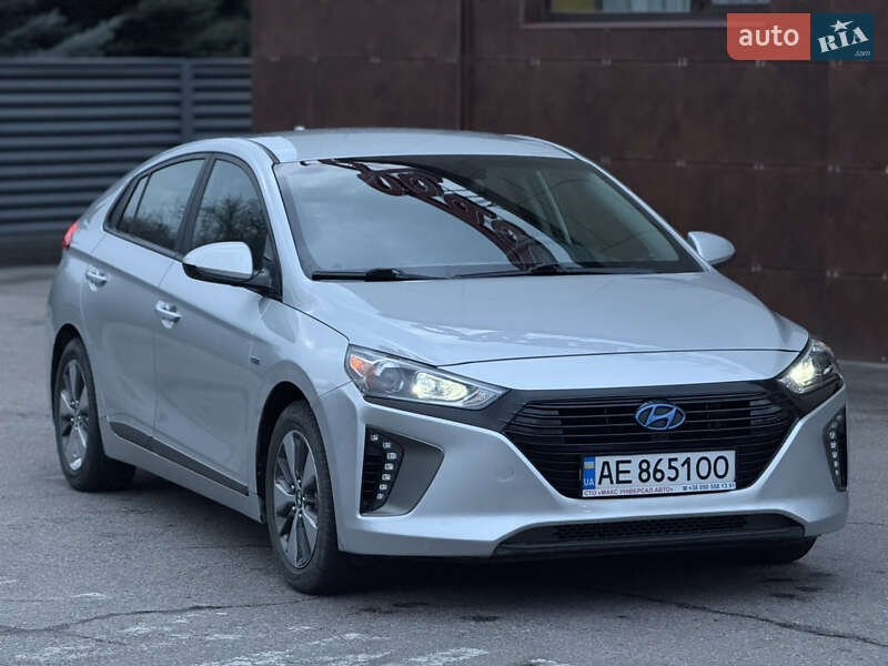 Хэтчбек Hyundai Ioniq 2019 в Днепре
