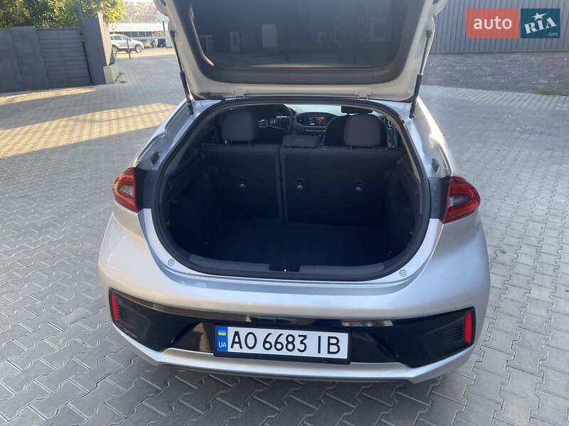 Хэтчбек Hyundai Ioniq 2017 в Ужгороде