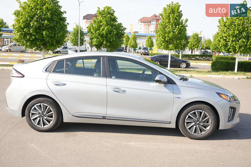 Ліфтбек Hyundai Ioniq 2020 в Бучі