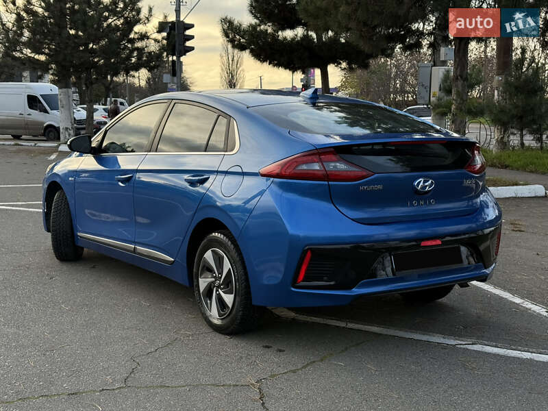 Хэтчбек Hyundai Ioniq 2017 в Одессе