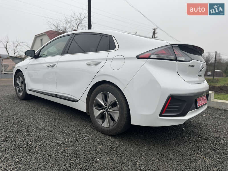 Ліфтбек Hyundai Ioniq 2020 в Рівному фото 5 Ліфтбек Hyundai Ioniq 2020 в Рівному