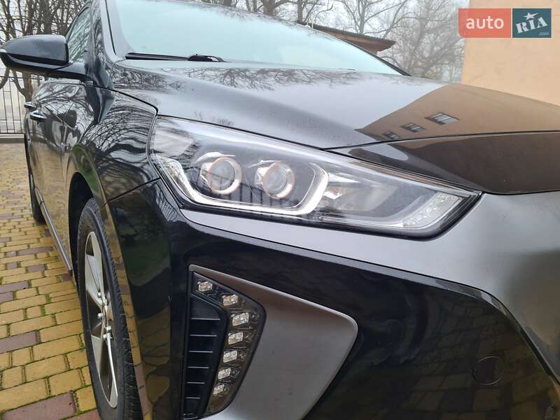 Лифтбек Hyundai Ioniq 2019 в Виннице