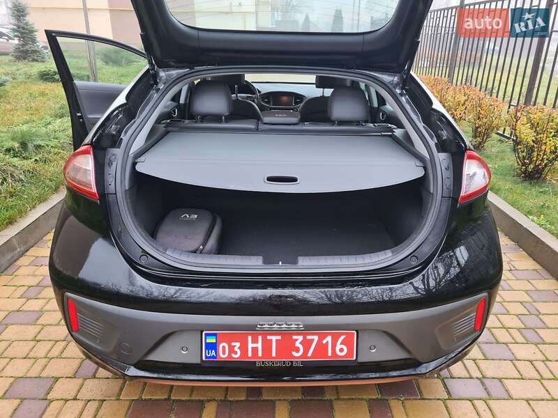 Лифтбек Hyundai Ioniq 2019 в Виннице
