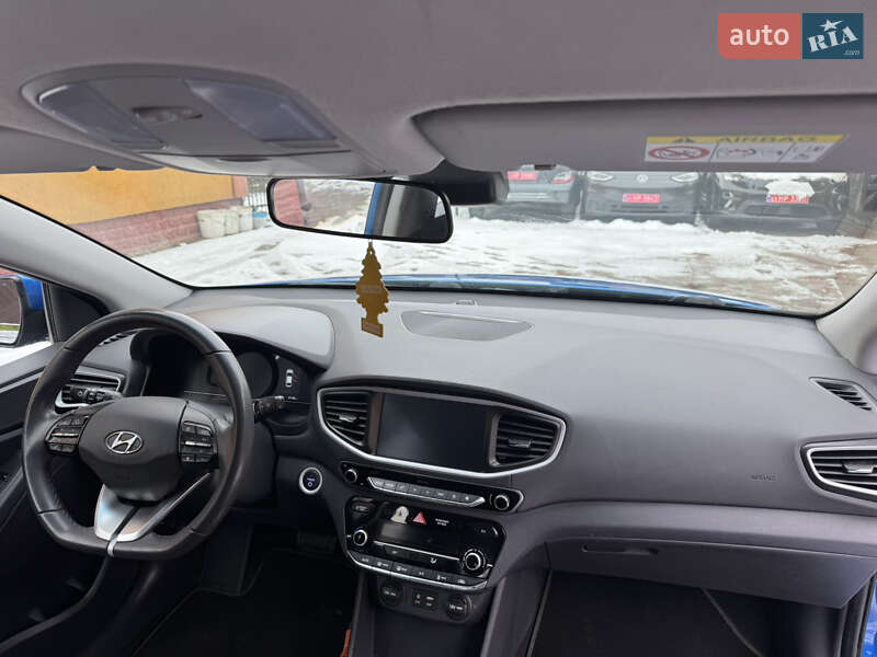 Хэтчбек Hyundai Ioniq 2017 в Ровно фото 33 Хэтчбек Hyundai Ioniq 2017 в Ровно