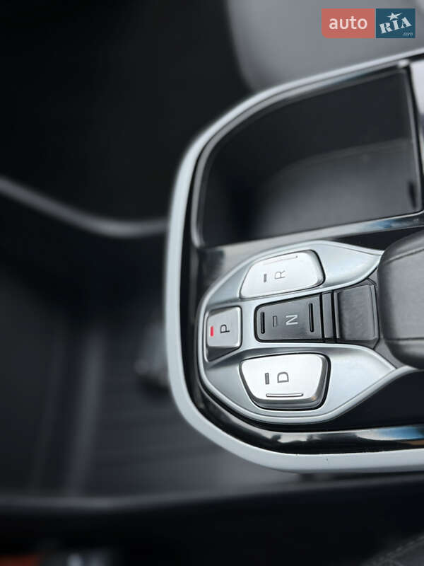 Хэтчбек Hyundai Ioniq 2017 в Ровно фото 39 Хэтчбек Hyundai Ioniq 2017 в Ровно