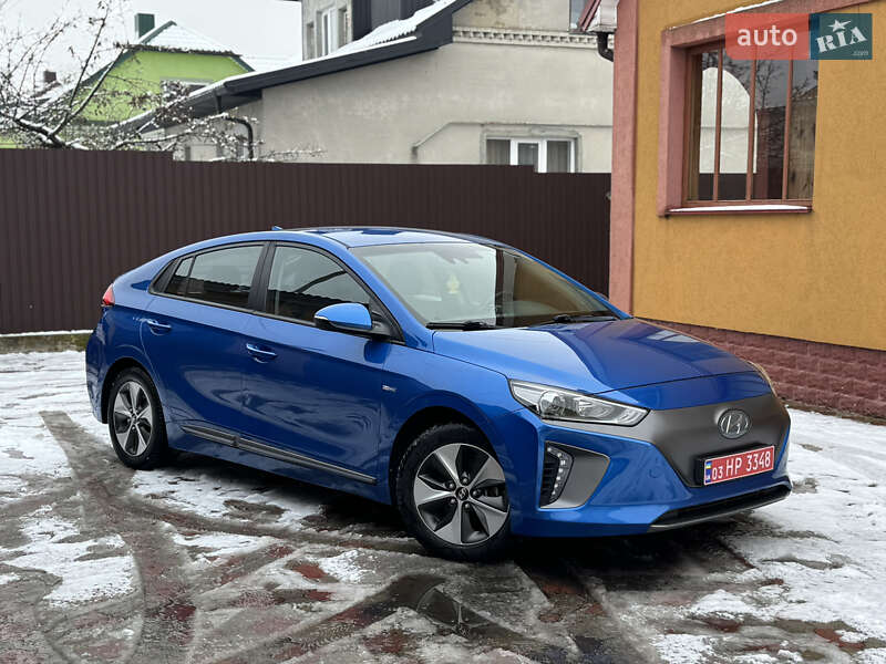 Хэтчбек Hyundai Ioniq 2017 в Ровно фото 43 Хэтчбек Hyundai Ioniq 2017 в Ровно