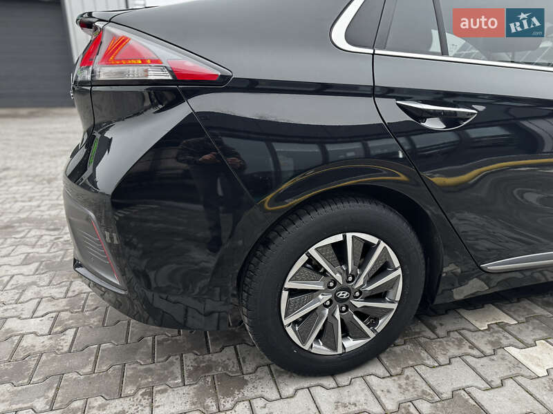 Лифтбек Hyundai Ioniq 2020 в Владимире