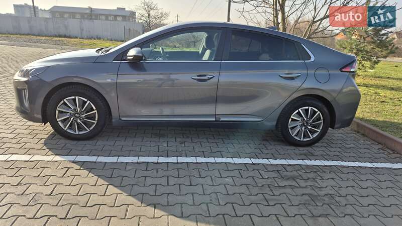 Лифтбек Hyundai Ioniq 2020 в Одессе
