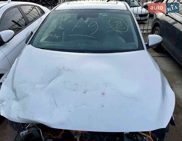 Хэтчбек Hyundai Ioniq 2018 в Киеве фото 4 Хэтчбек Hyundai Ioniq 2018 в Киеве