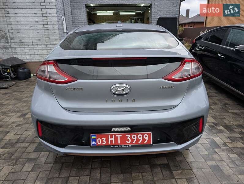 Хэтчбек Hyundai Ioniq 2018 в Виннице